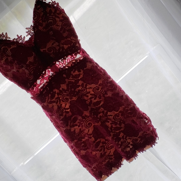 Homecoming dress worn once - Picture 1 of 4